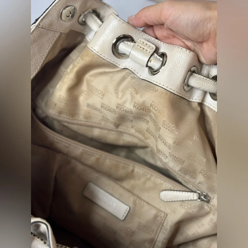 Michael Kors Astor Large Vanilla Leather Tote Bag
